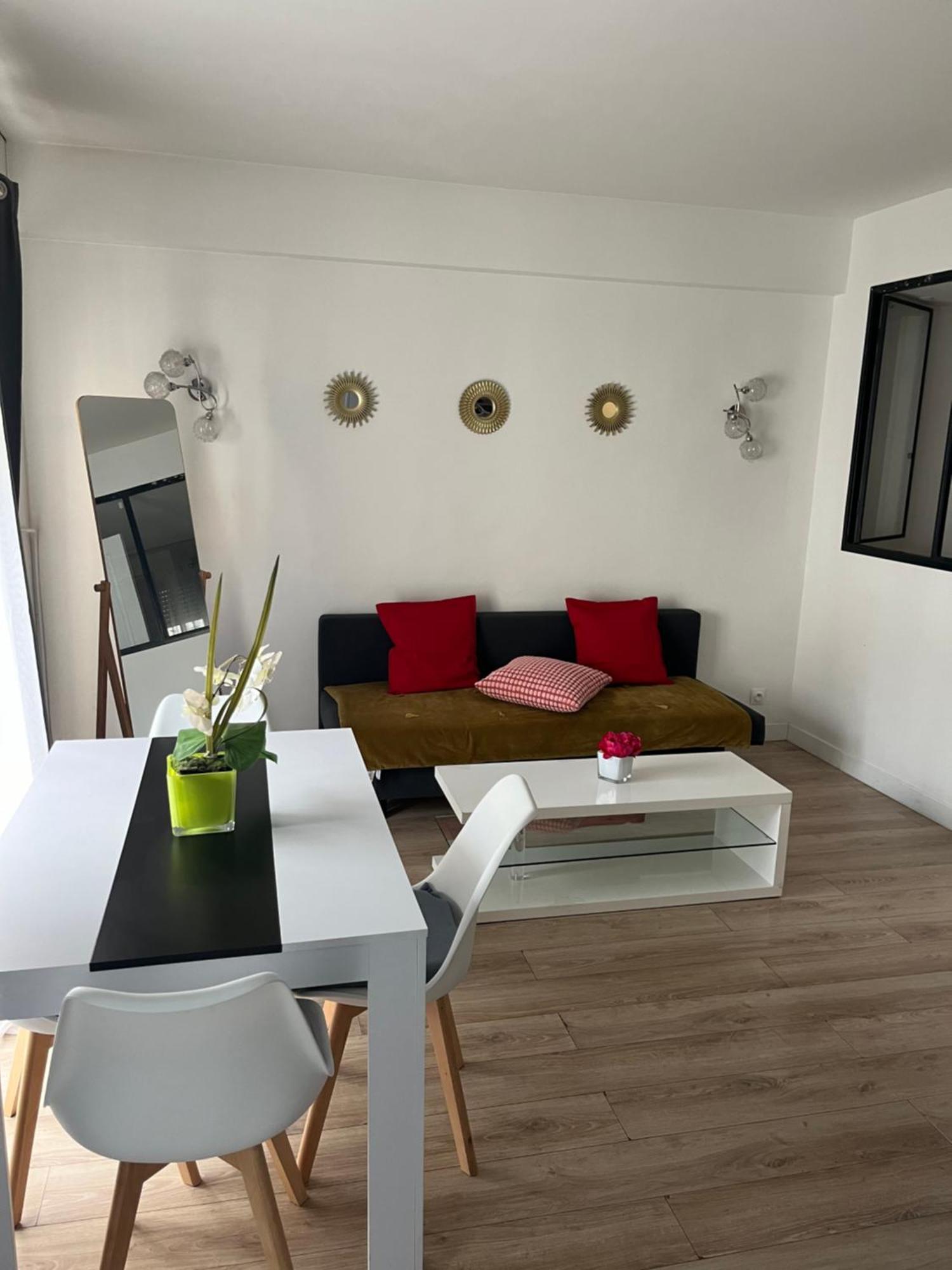 פריז Bel Appartement Proche Tour Eiffel מראה חיצוני תמונה
